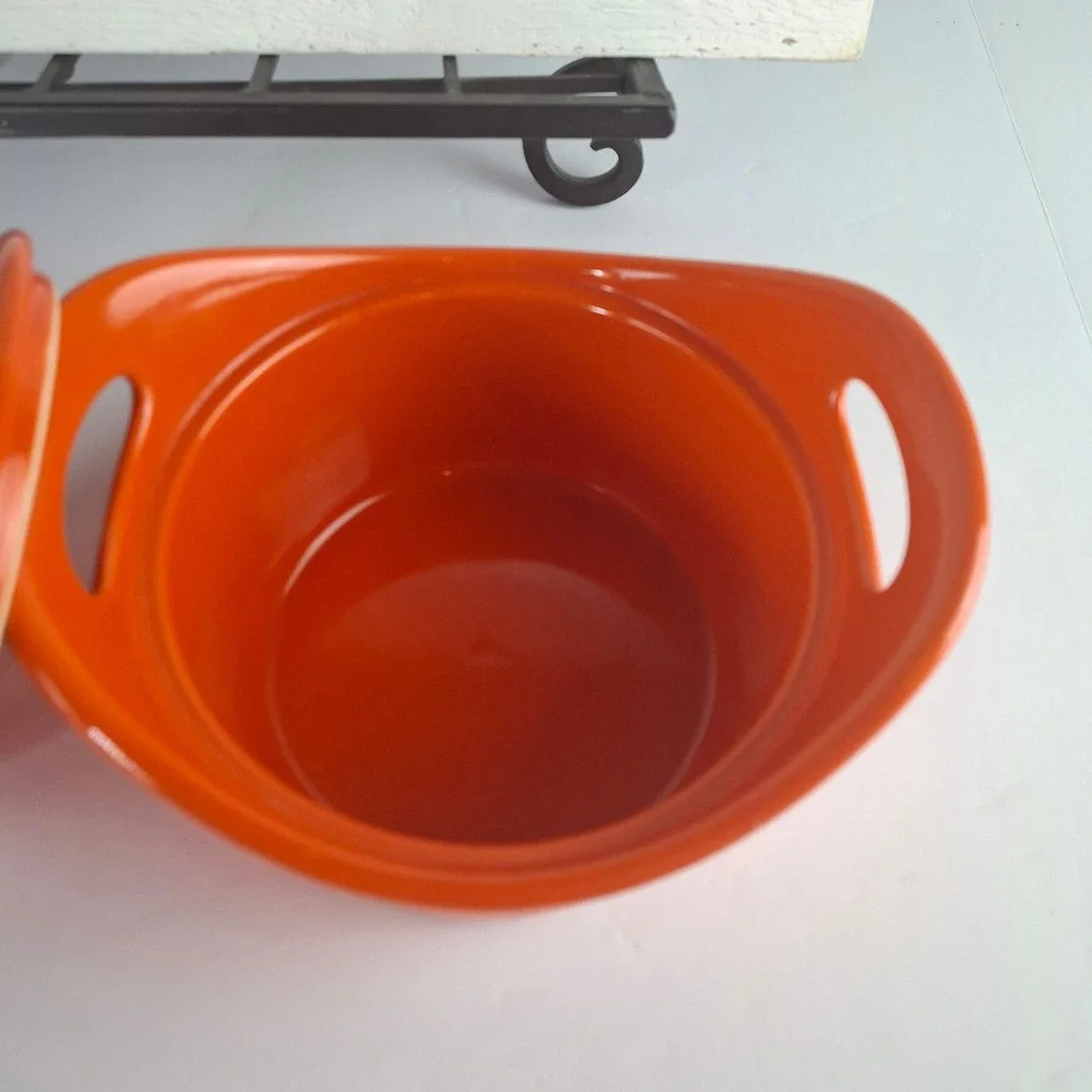 Rachael Ray Orange Stoneware 18 oz Ramekin Round Lidded Mini Cocotte G014